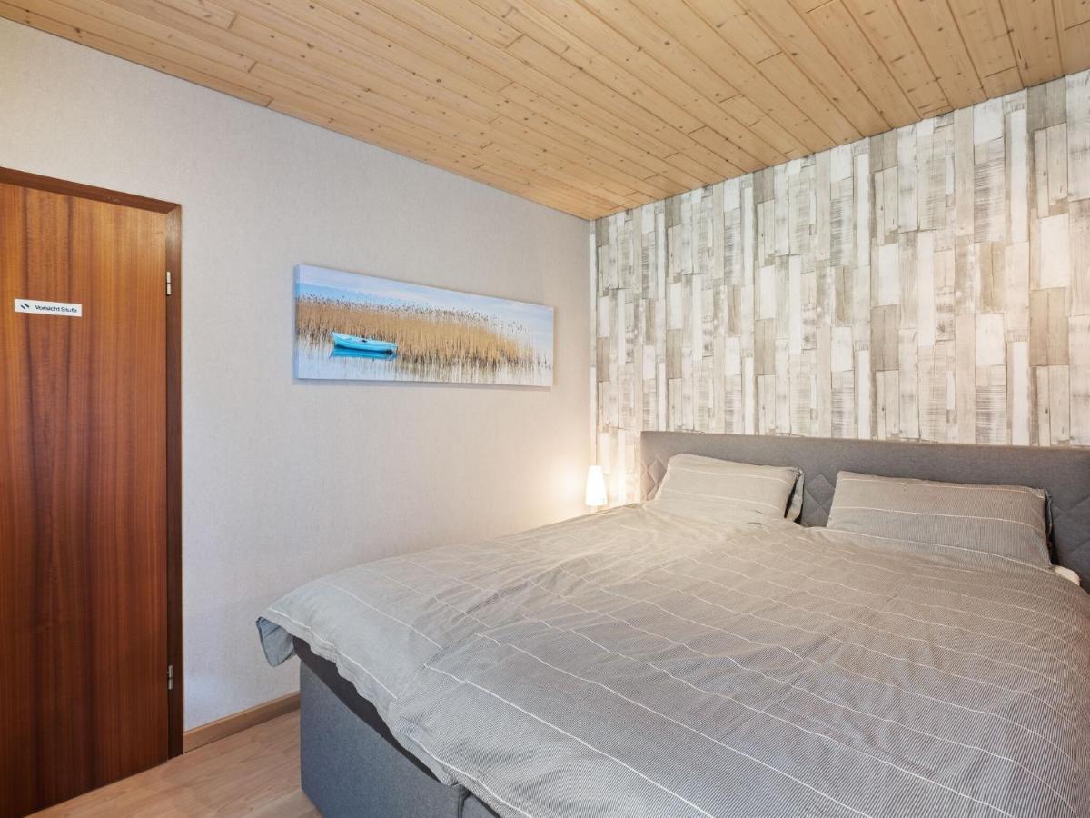 Idyllic Bungalow In Feusdorf With Forest View Kamer foto